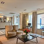 Relais Bosquet By Malone Paris
